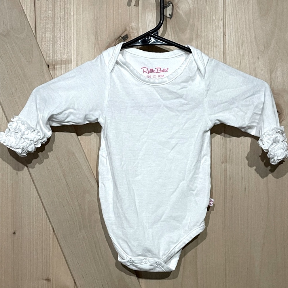 Ruffle Butts Girls 12-18 Months one piece with long sleeve